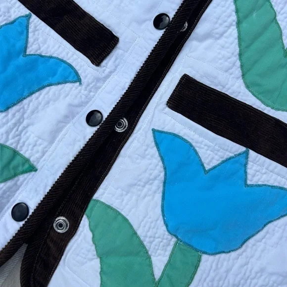 Handmade Upcycled Vintage Quilt Jacket with Hood - Picture 6 of 10